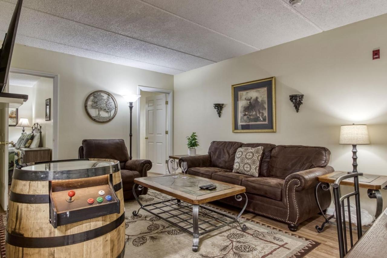 Gatlinburg Towers Condo Unit 501 - Great Location! Close To Town! Condo Kültér fotó